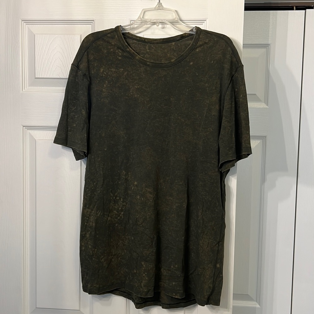 Lululemon Fundamental Tee